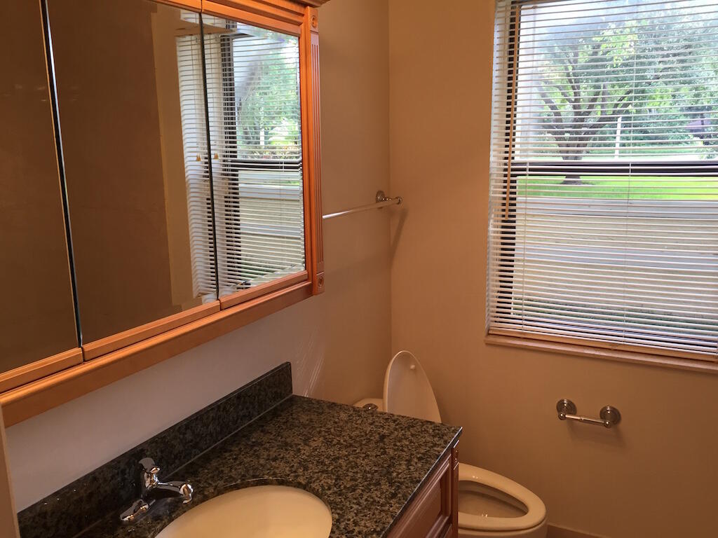CHATHAM TOWNE AT JACARANDA CONDO - Residential Lease
