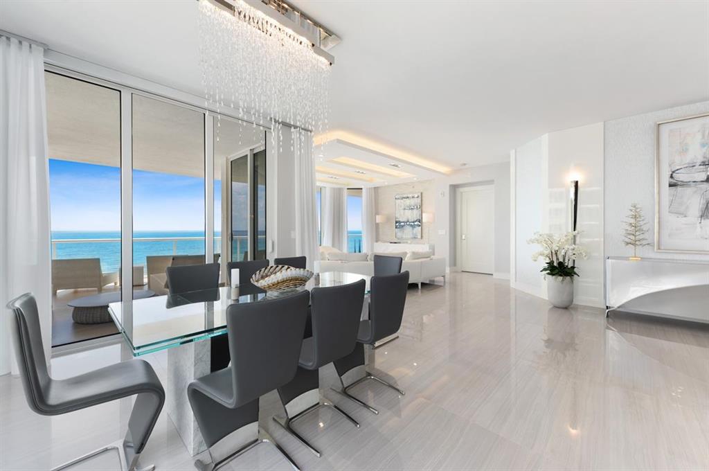 VISTABLUE SINGER ISLAND CONDO - Residential