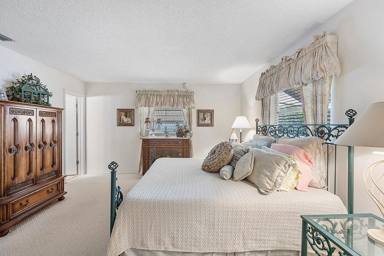 MAINLANDS 10 OF TAMARAC LAKE - Residential