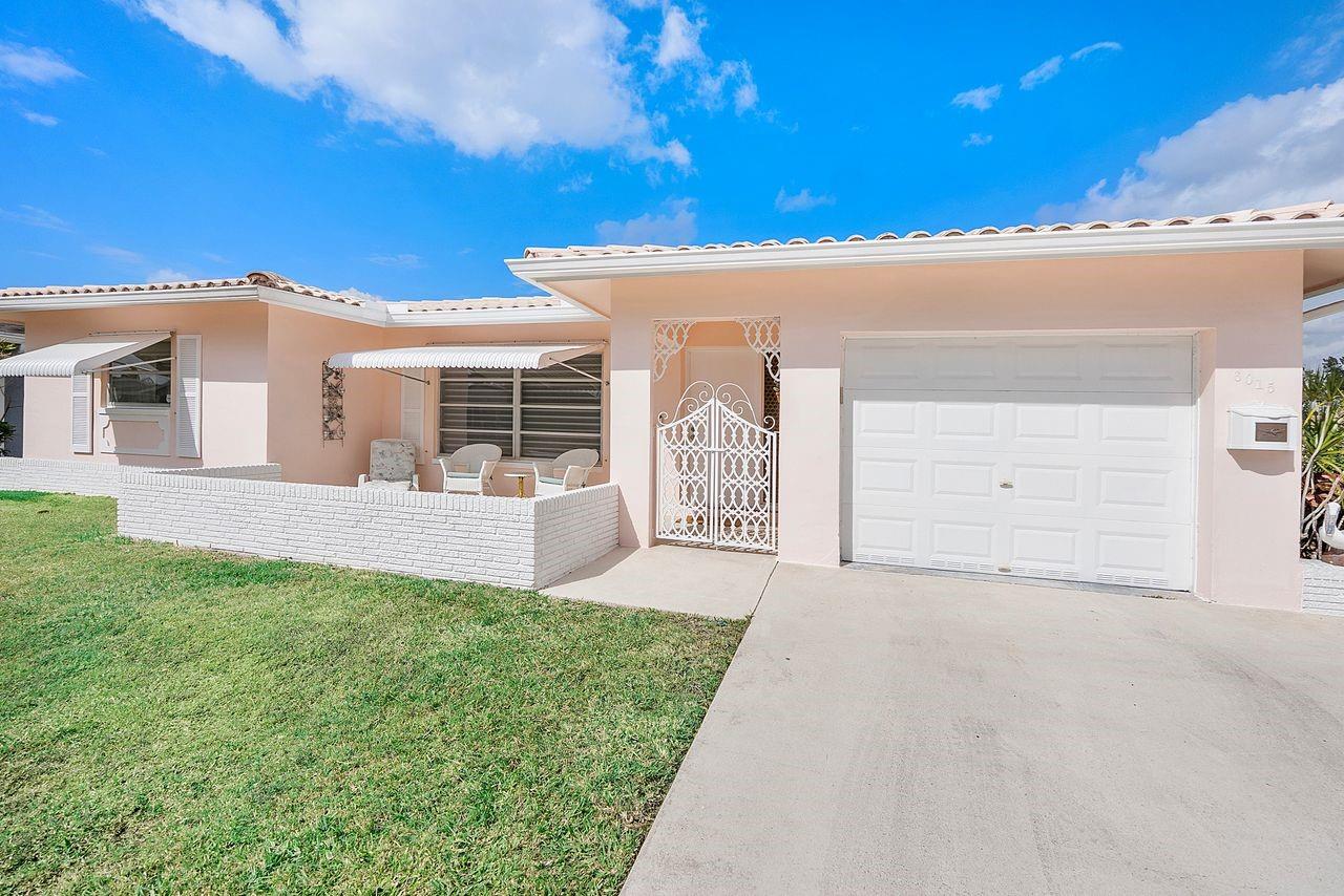*** PRICE IMPROVEMENT *** A MASTERPIECE in ALL AGES MAINLANDS 10, LOCATED on a LARGE CORNER LOT! A BEAUTIFUL 2-BEDROOM, 2-BATH EXPANDED WESTECHESTER MODEL with a 30-ft. FAMILY ROOM that offers the potential to CONVERT to a 3rd BEDROOM. This FLOORPLAN is PERFECT for ENTERTAINING, with an INCREDIBLE REMODELED KITCHEN FEATURING MODERN GRANITE COUNTERS, S/S APPLIANCES, and ADDITIONAL CABINETRY for extra storage. There is ILE THROUGHOUT the LIVING AREA and BOTH BATHROOMS are tastefully REMODELED TOO! MAINLANDS 10 is PET-FRIENDLY, and you can ENJOY the BENEFITS of a COMMUNITY POOL and CLUBHOUSE, plus a PICNINC AREA with BBQ GRILLS. A WONDERFUL OPPORTUNITY to OWN in a DESIRABLE COMMUNITY, not far from WATER'S EDGE PARK with a SPLASH-PAD, PLAYGROUND, SAND VOLLEYBALL, BASKETBALL, FISHING, and MORE!