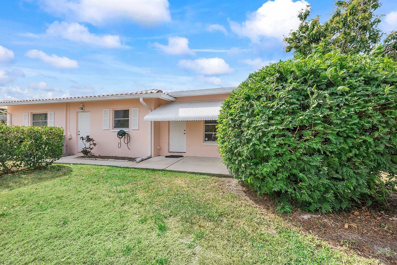 MAINLANDS 10 OF TAMARAC LAKE - Residential