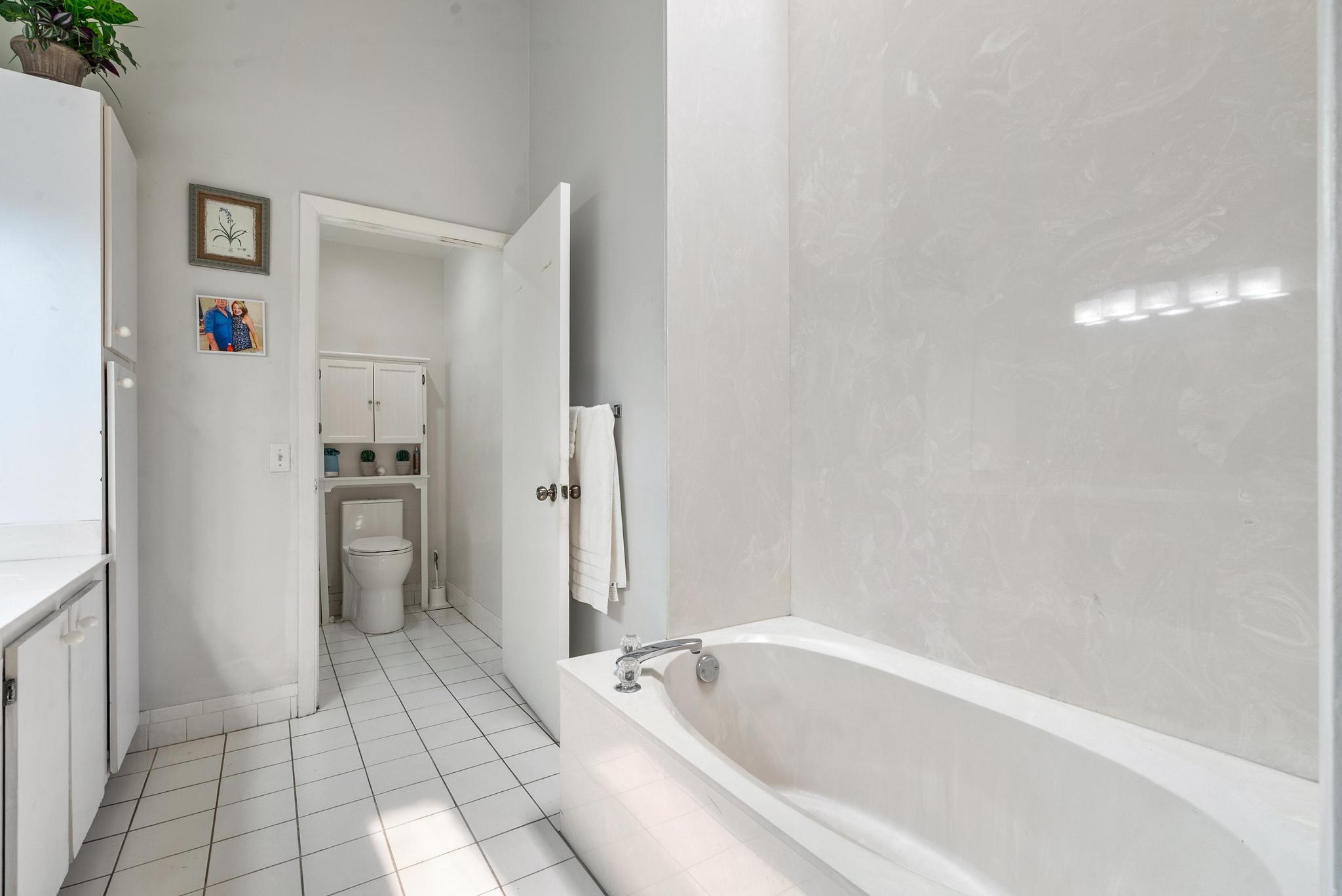 WINDWARD PALM BEACH - Residential