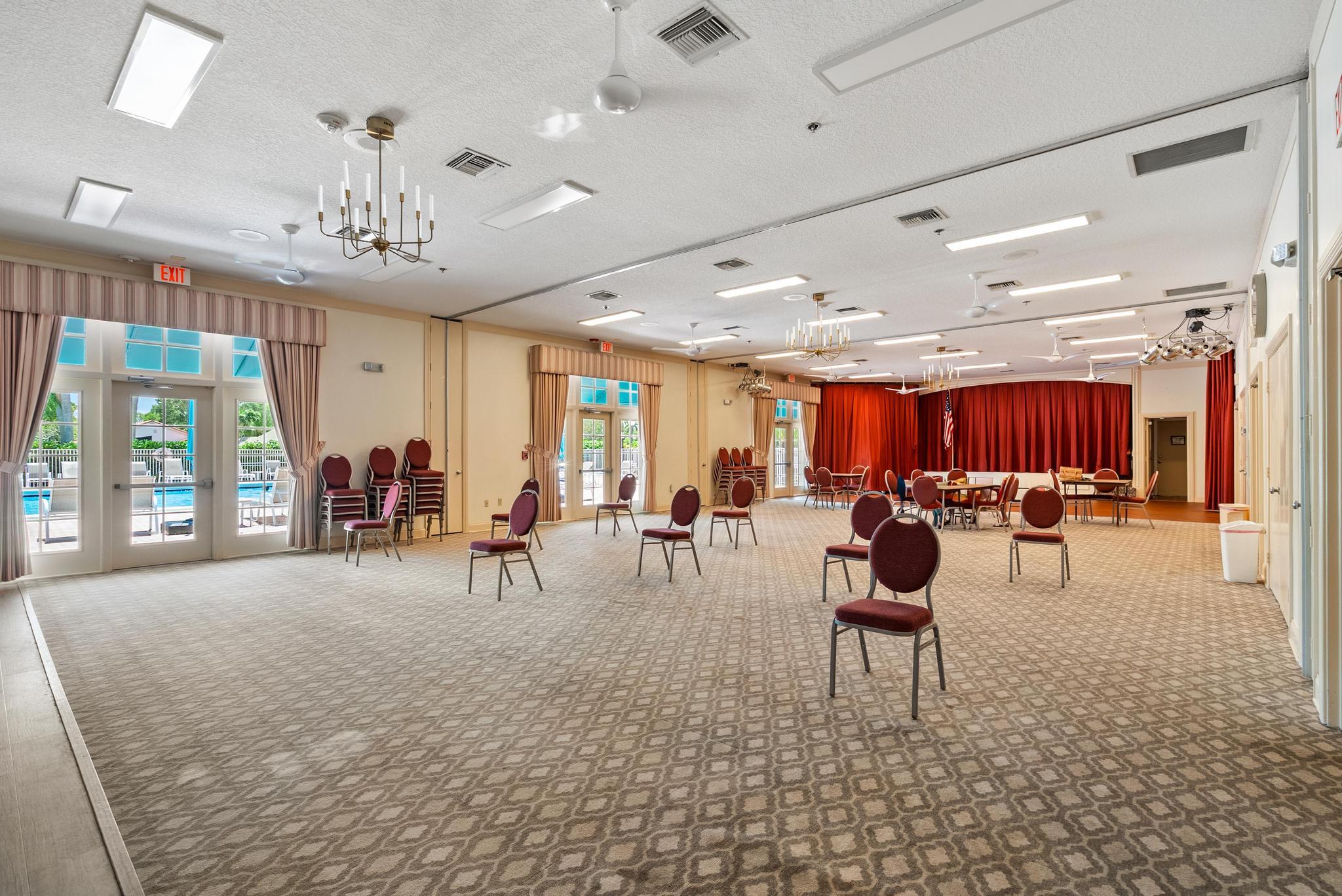 WINDWARD PALM BEACH - Residential