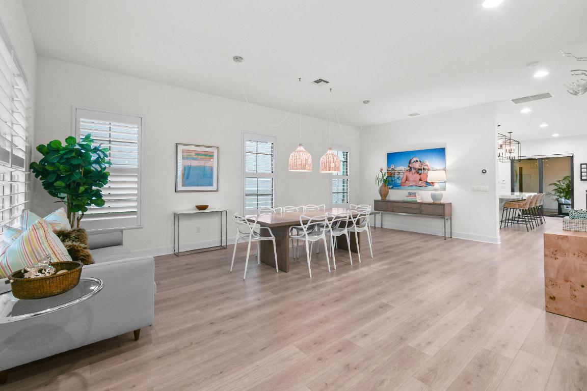 ALTON NEIGHBORHOOD - Residential