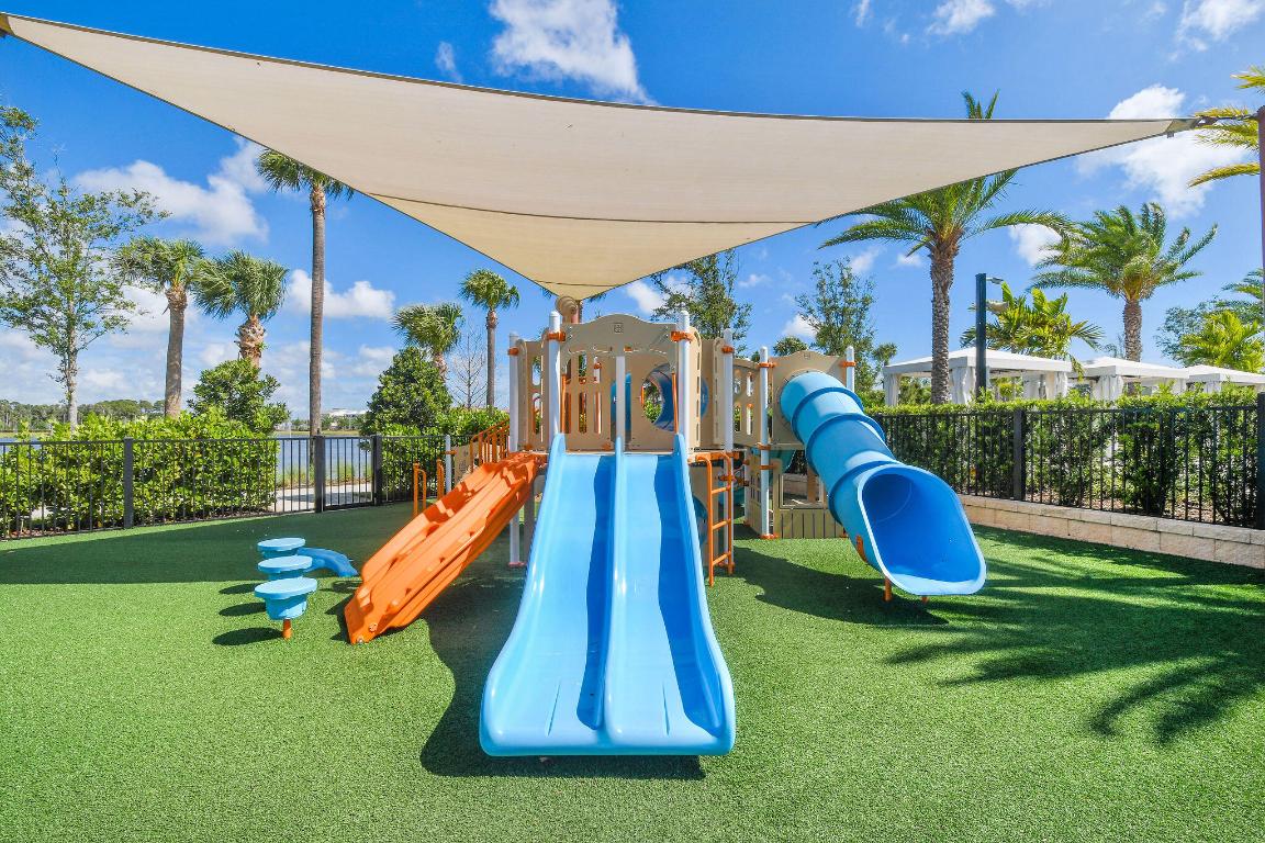 ALTON NEIGHBORHOOD - Residential