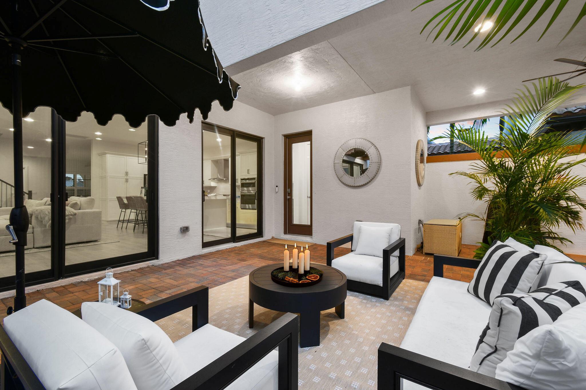 ALTON NEIGHBORHOOD - Residential