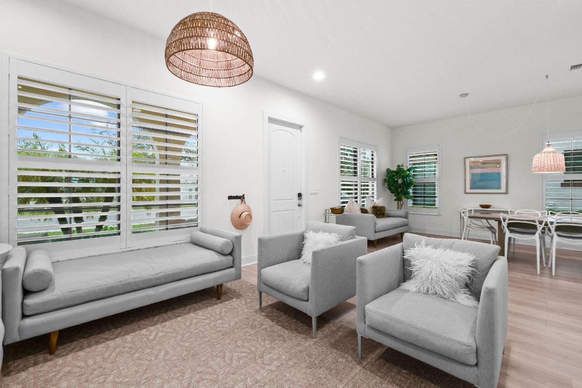 ALTON NEIGHBORHOOD - Residential