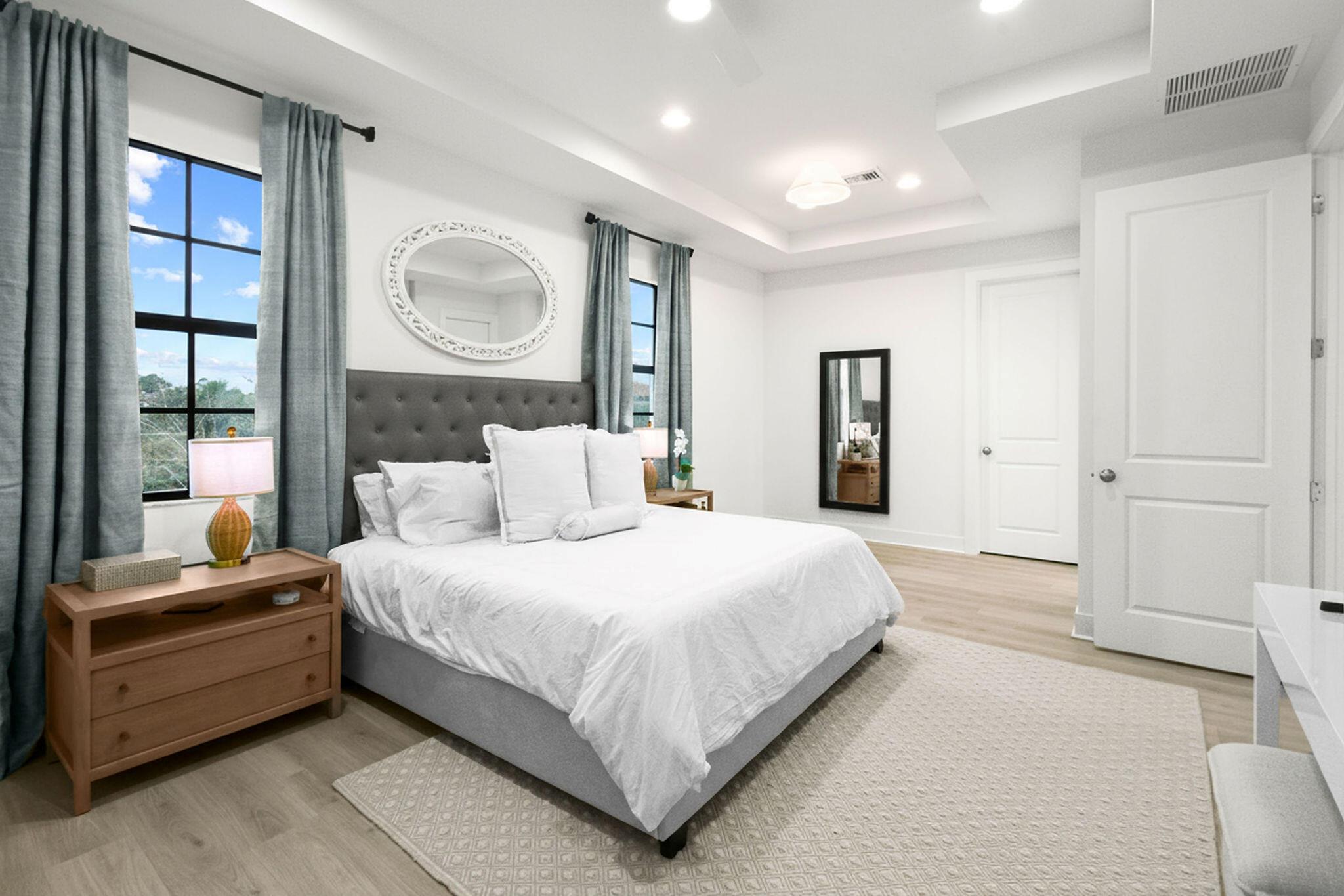 ALTON NEIGHBORHOOD - Residential