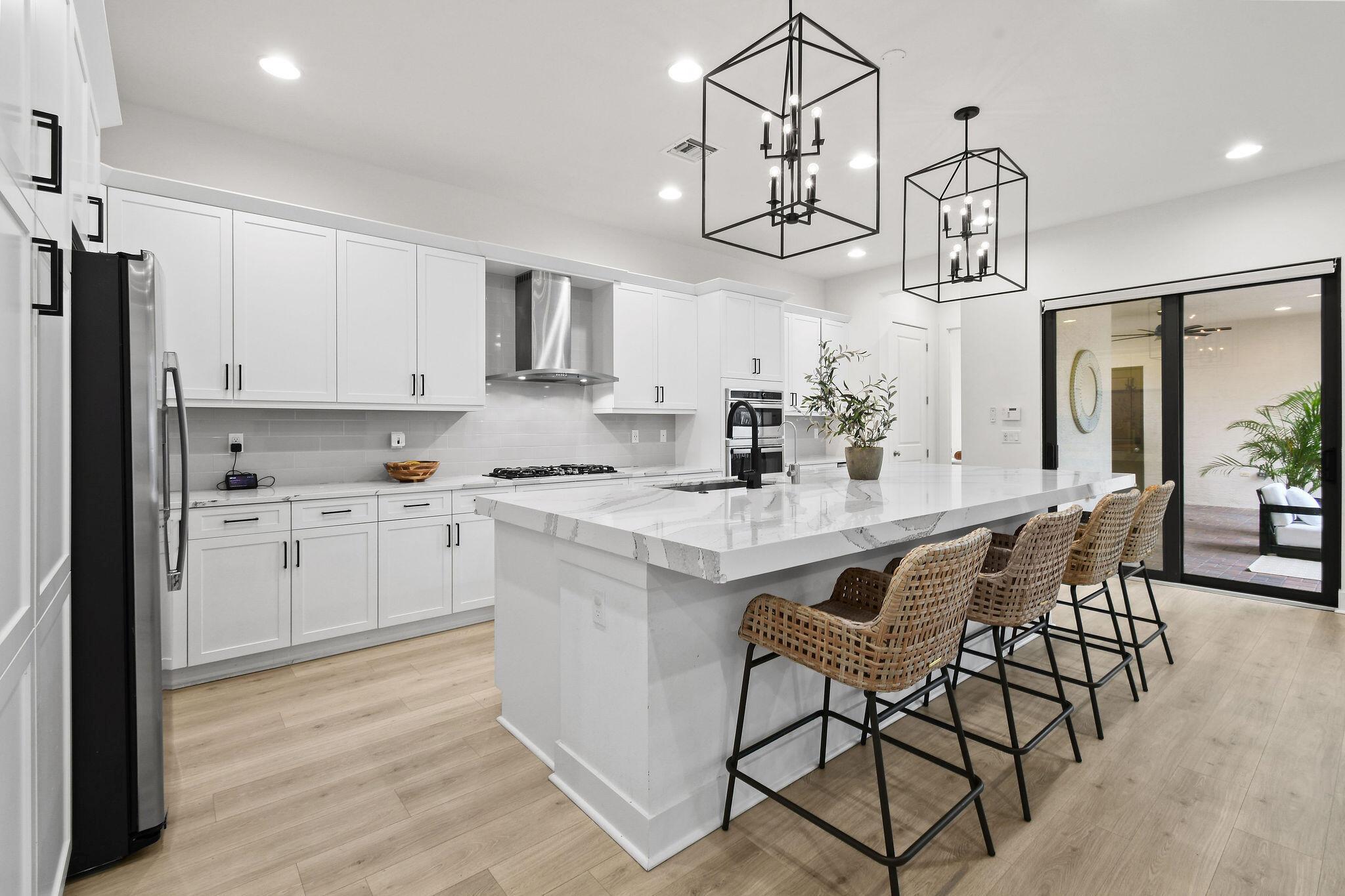 ALTON NEIGHBORHOOD - Residential