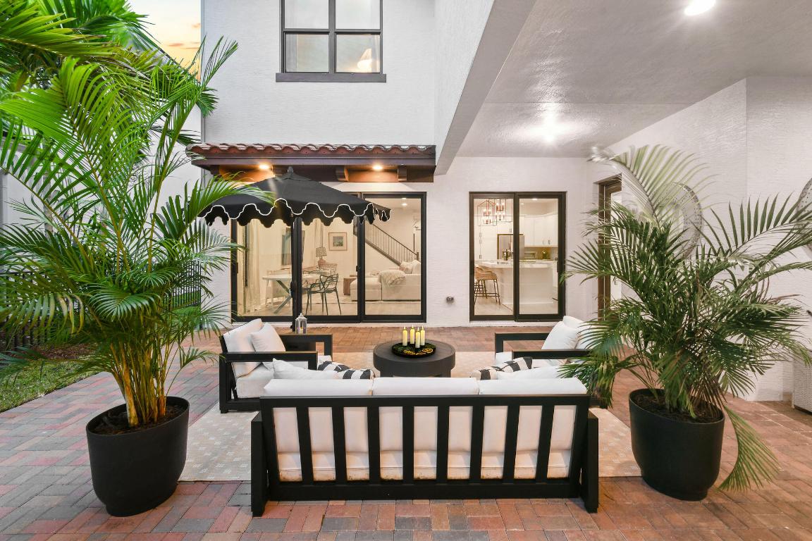 ALTON NEIGHBORHOOD - Residential