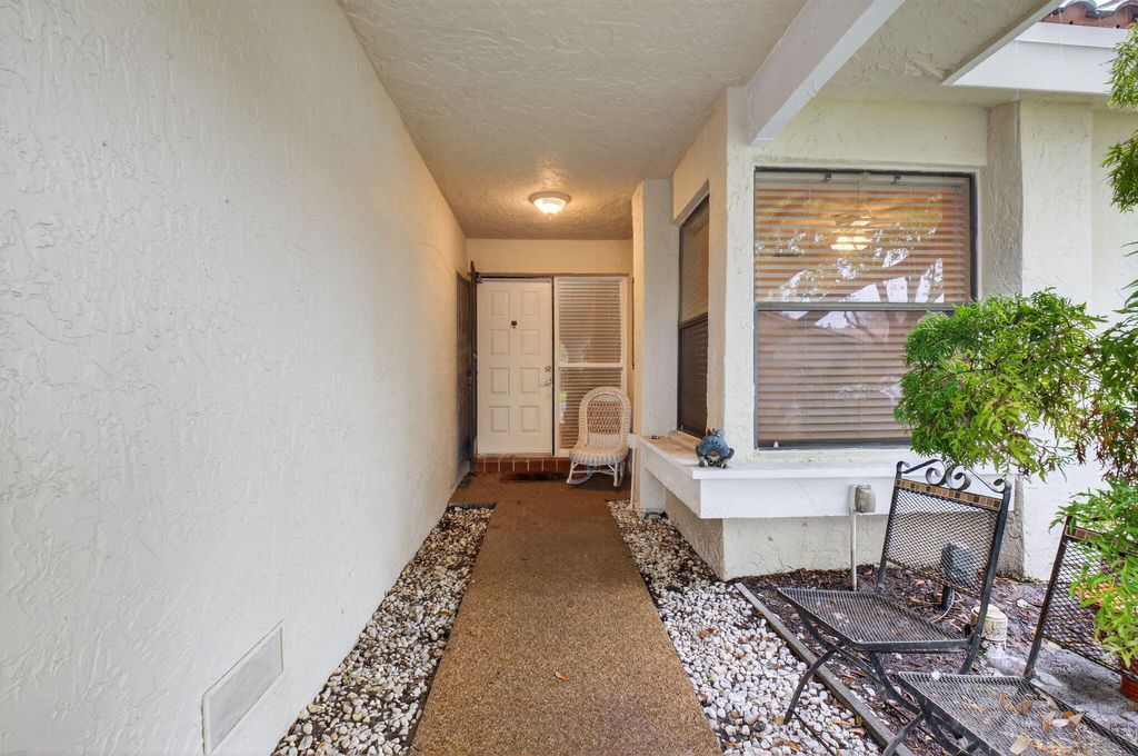 Photo of 6130 Aloma Lane, Boca Raton, FL 33433 (MLS # B26004627)