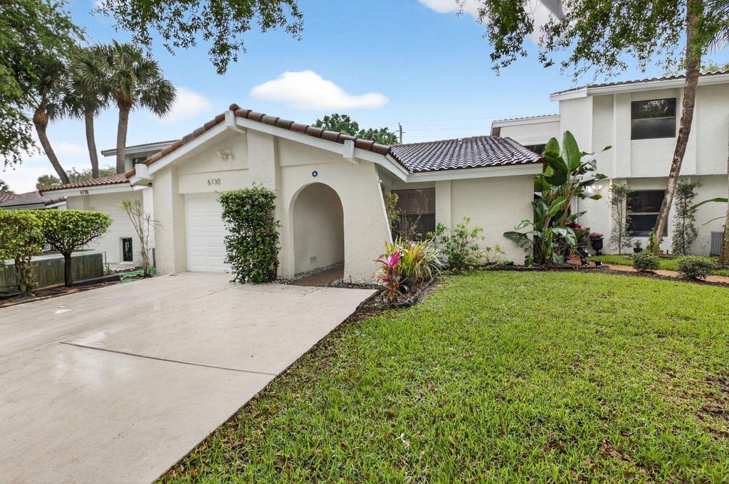 Photo of 6130 Aloma Lane, Boca Raton, FL 33433 (MLS # B26004627)