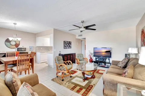 4025 Exeter B, Boca Raton, FL 33434 - MLS#: R11046324