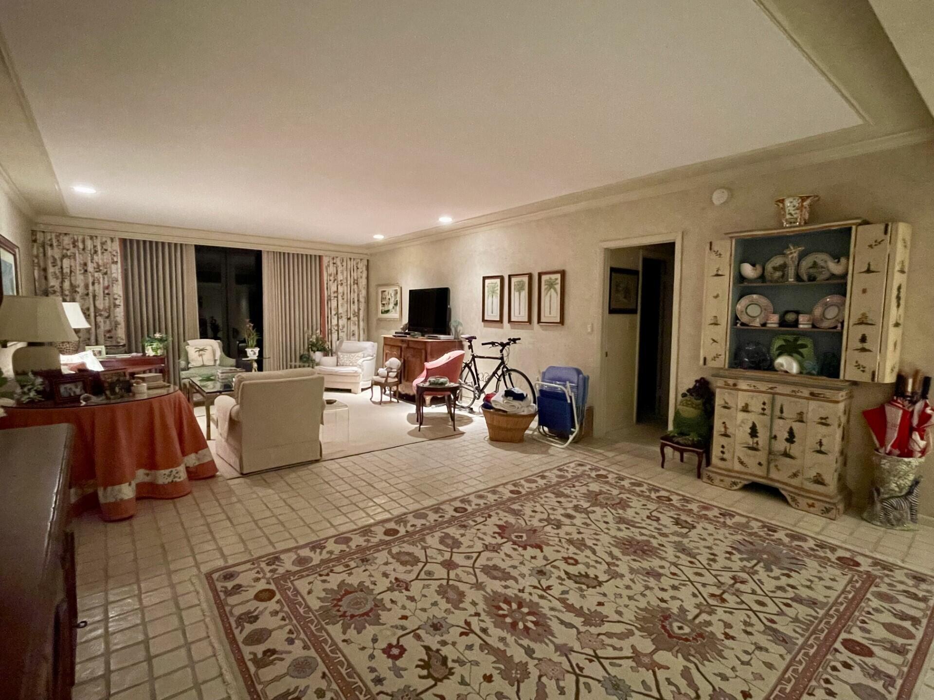 2275 S Ocean Boulevard 202s