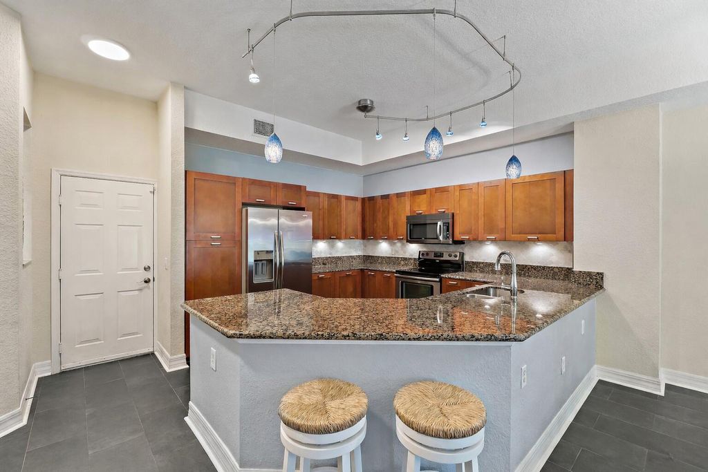 Photo of 40 SE Sedona Circle #102, Stuart, FL 34994 (MLS # R11145263)