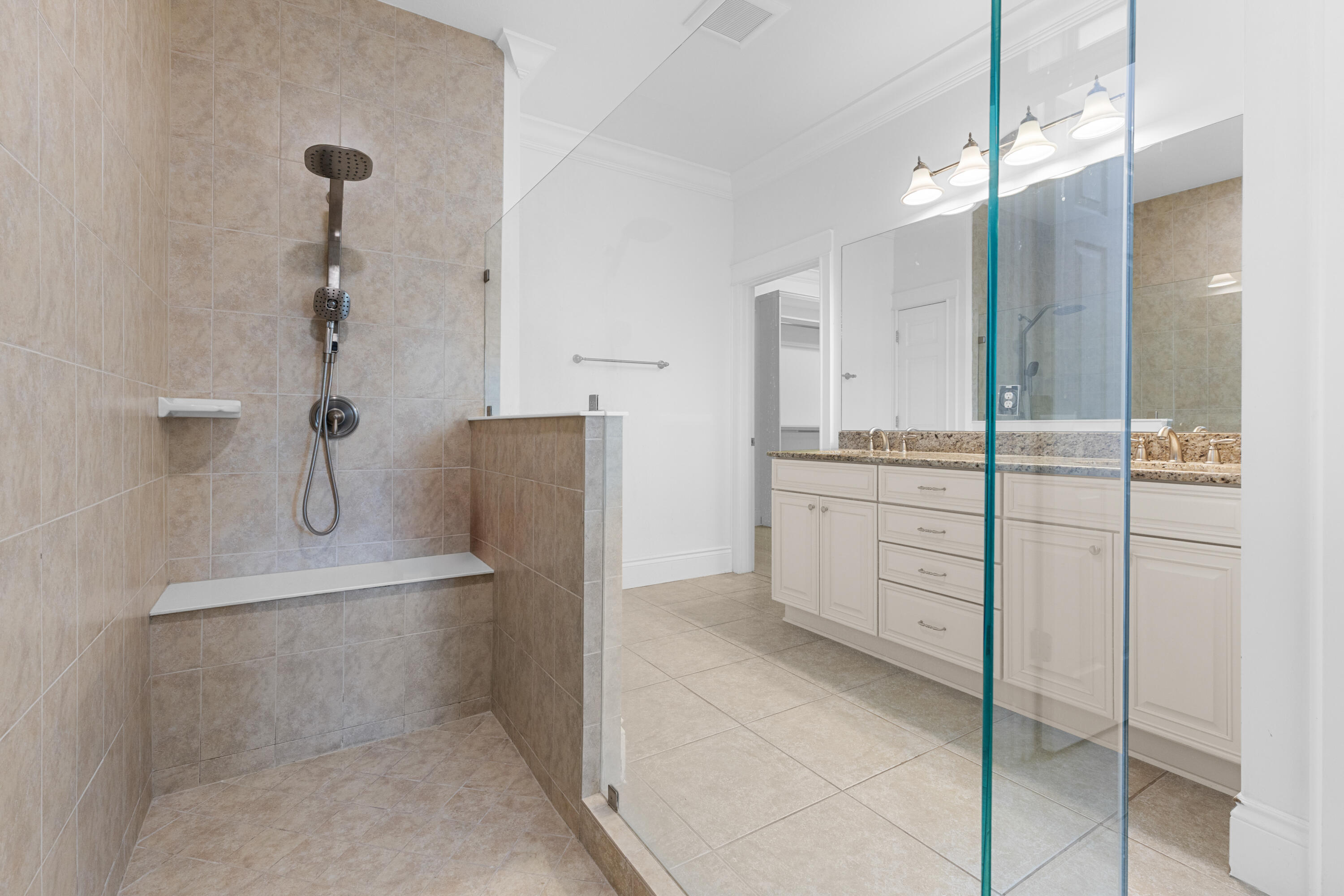 LADERA PUD - Residential