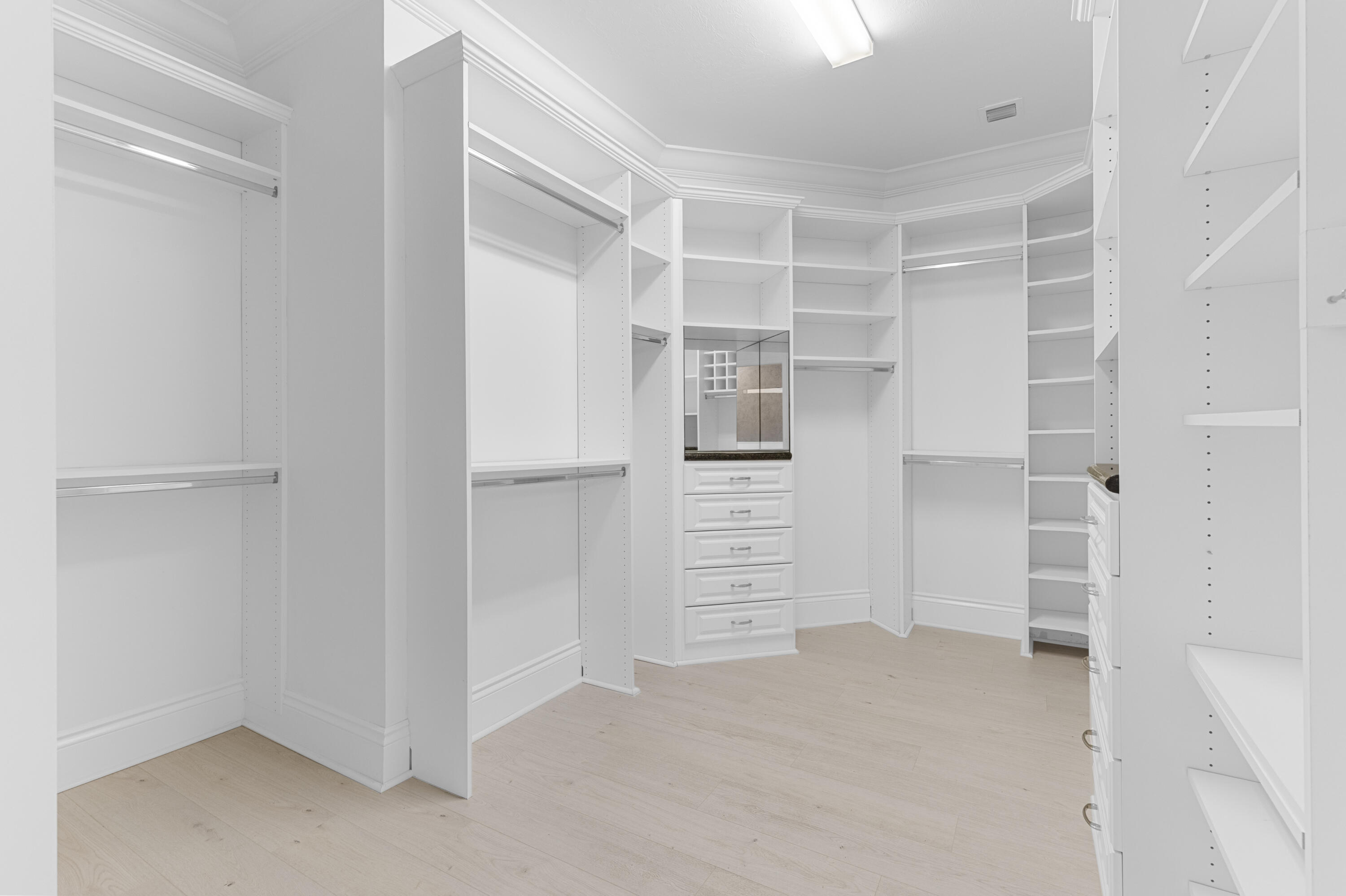 LADERA PUD - Residential
