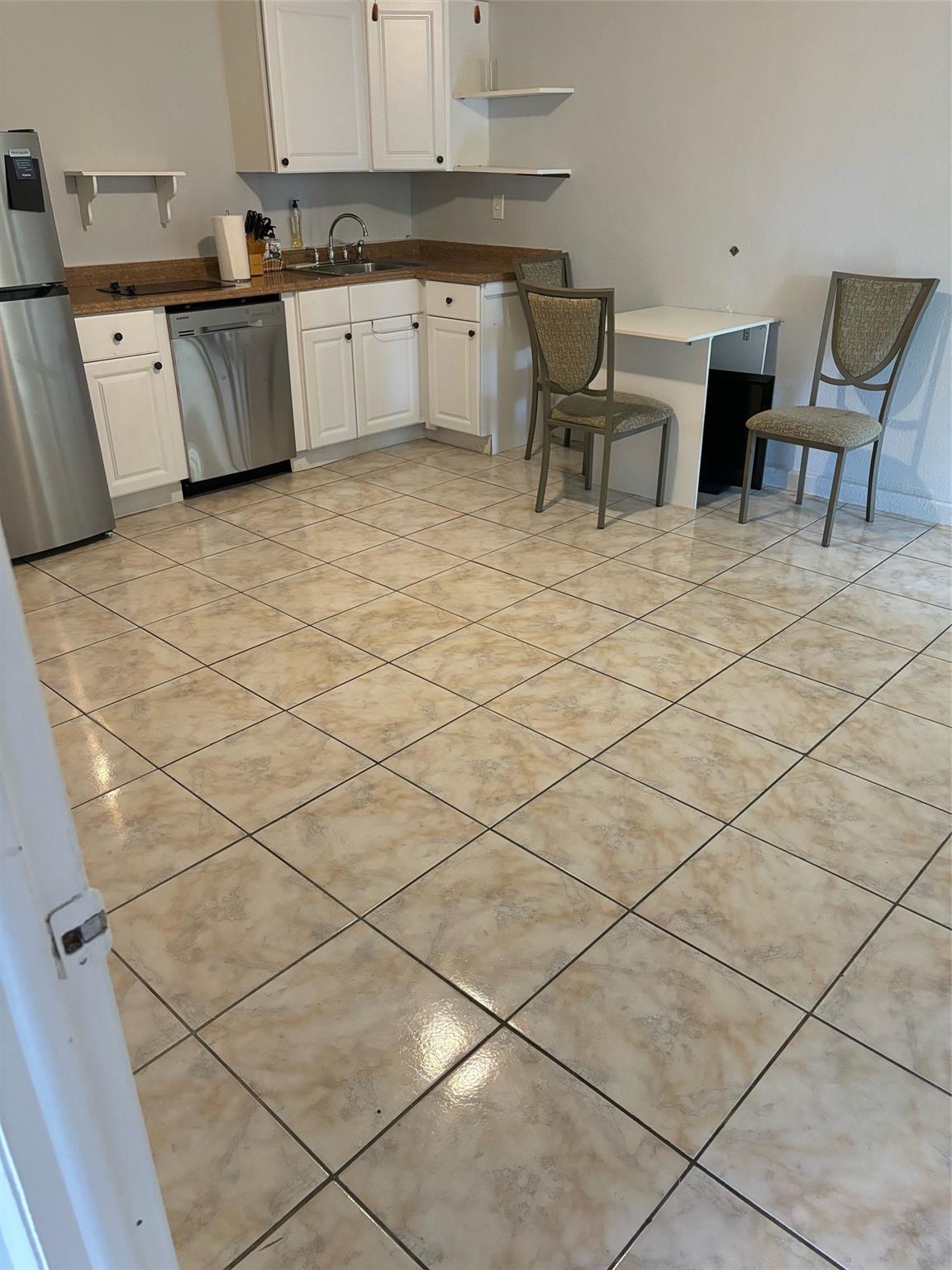 Coral Ridge Isles 45-47 B - Residential Lease