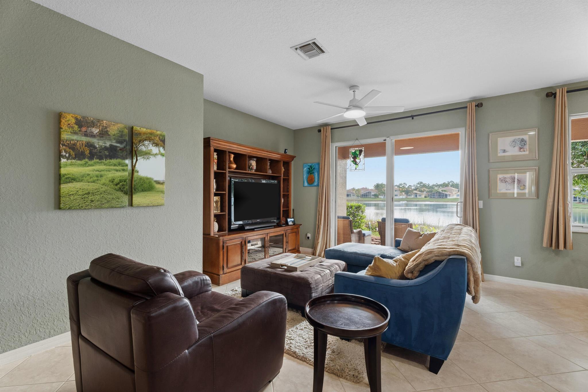 RIVER MARINA - Residential