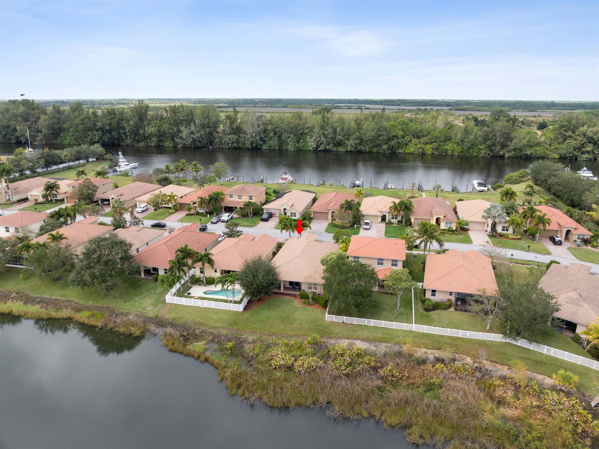 RIVER MARINA - Residential