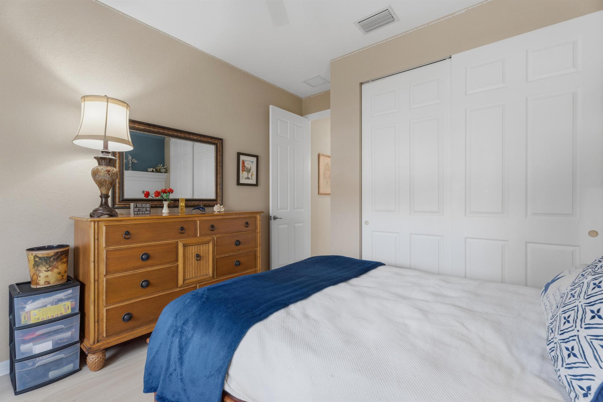 RIVER MARINA - Residential