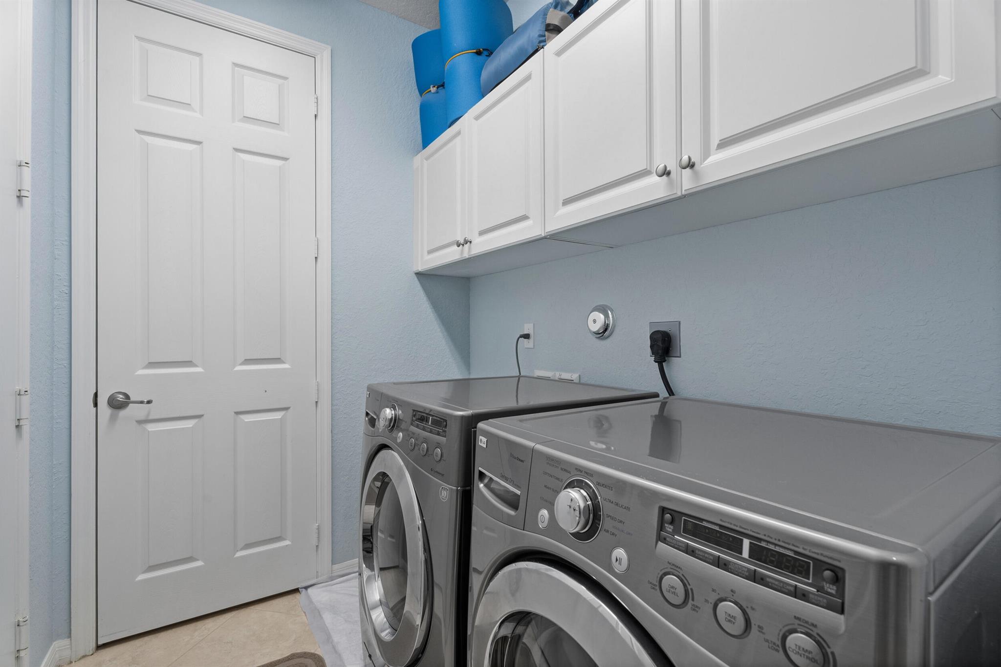 RIVER MARINA - Residential