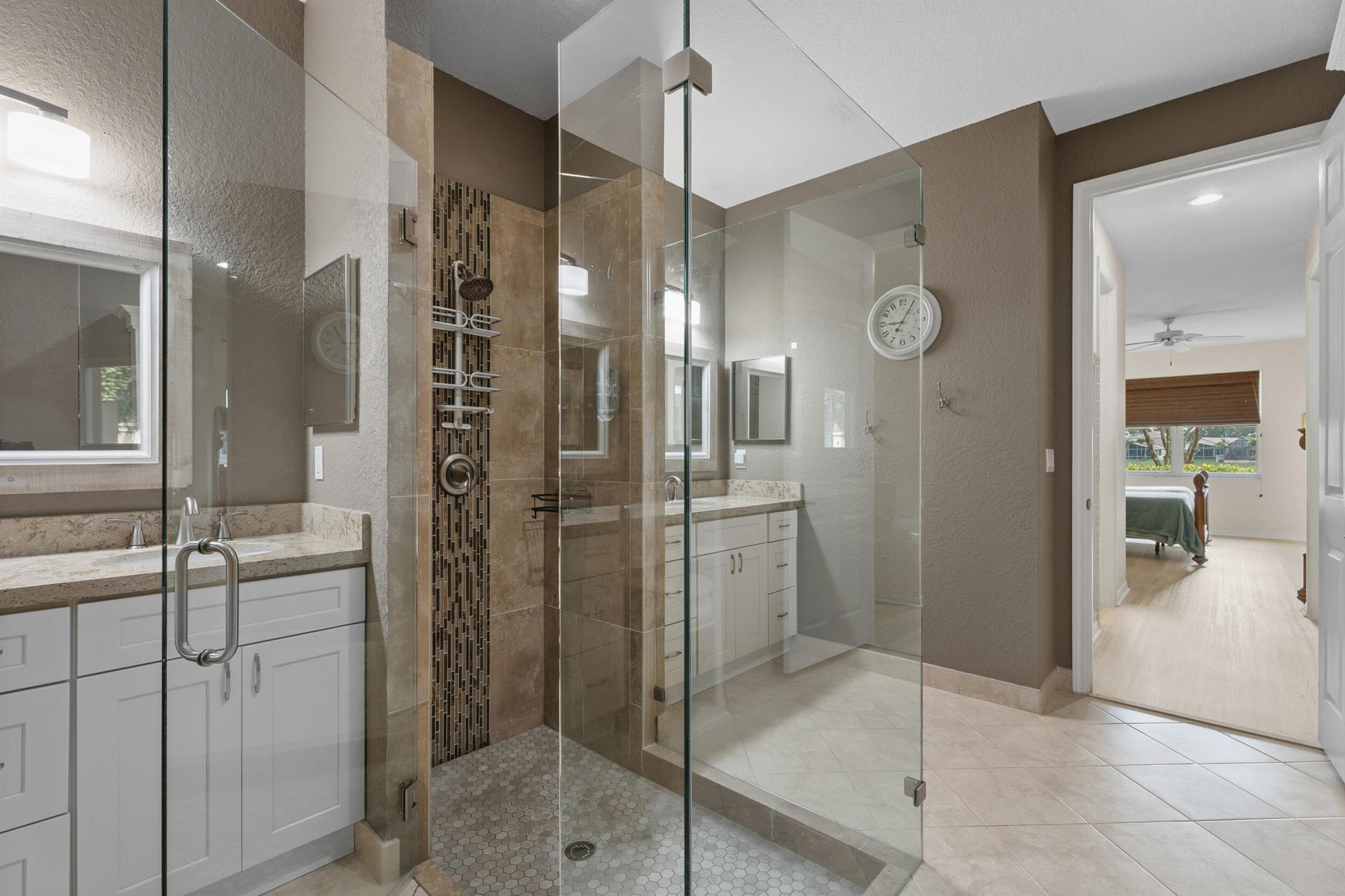 RIVER MARINA - Residential