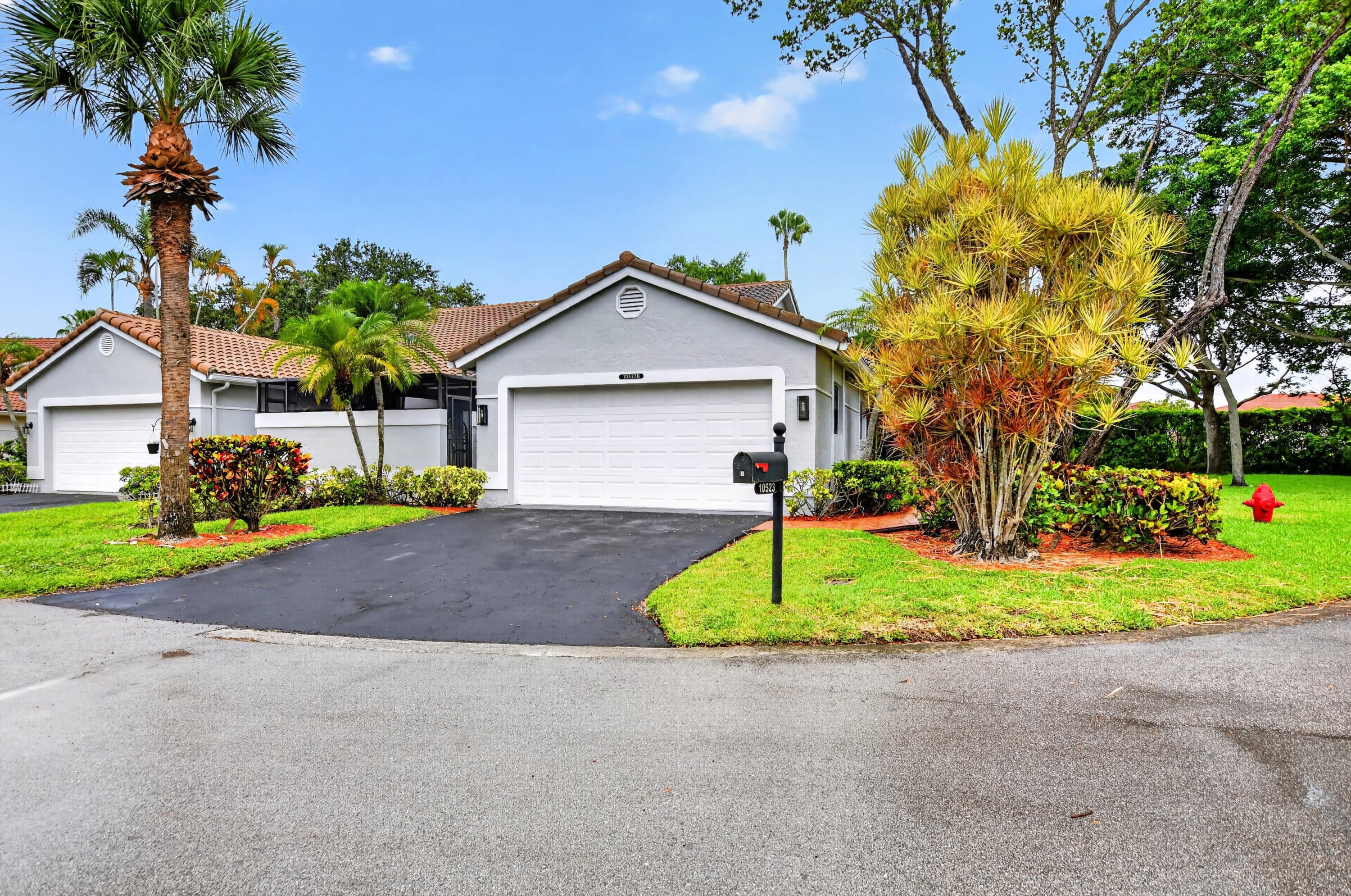10523 Ladypalm LN B, Boca Raton FL 33498
