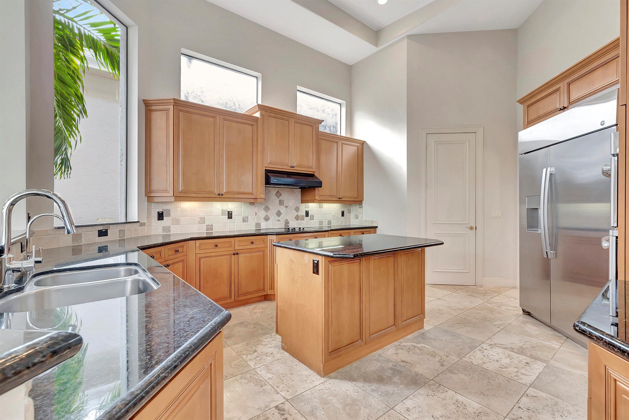 LANDINGS AT WOODFIELD COU - Residential