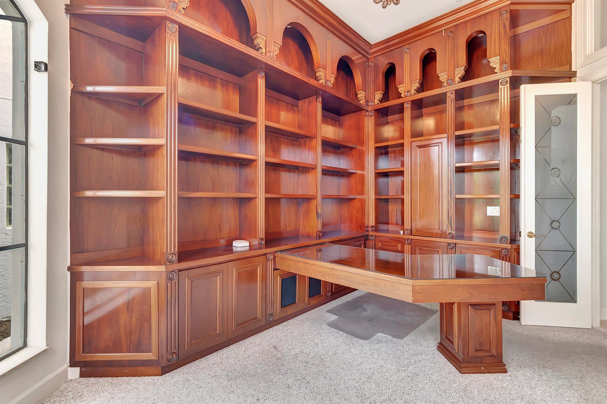 LANDINGS AT WOODFIELD COU - Residential