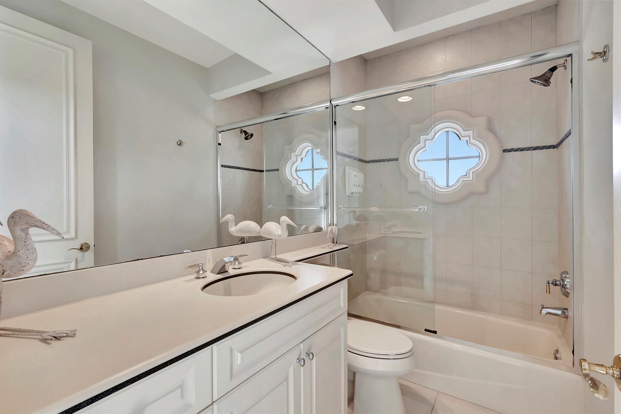 LANDINGS AT WOODFIELD COU - Residential