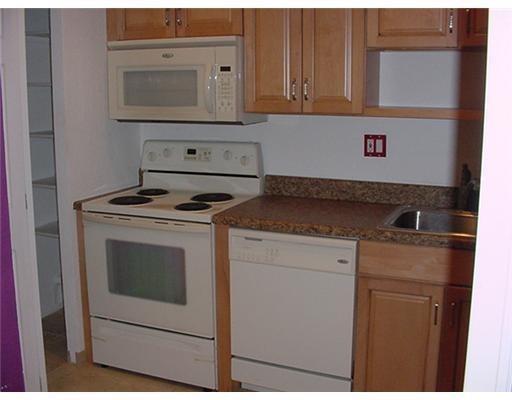 VERSAILLES GARDENS - Residential