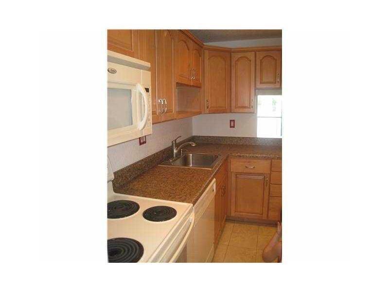 VERSAILLES GARDENS - Residential