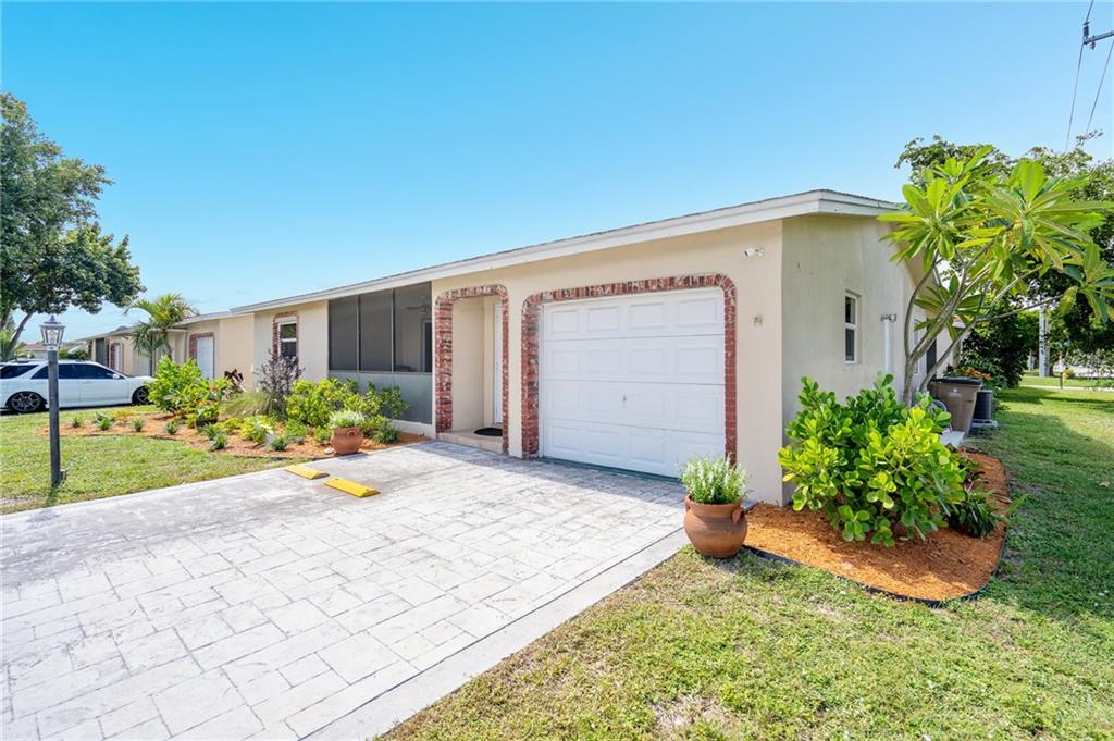 CRYSTAL LAKE 4TH SEC - Residential