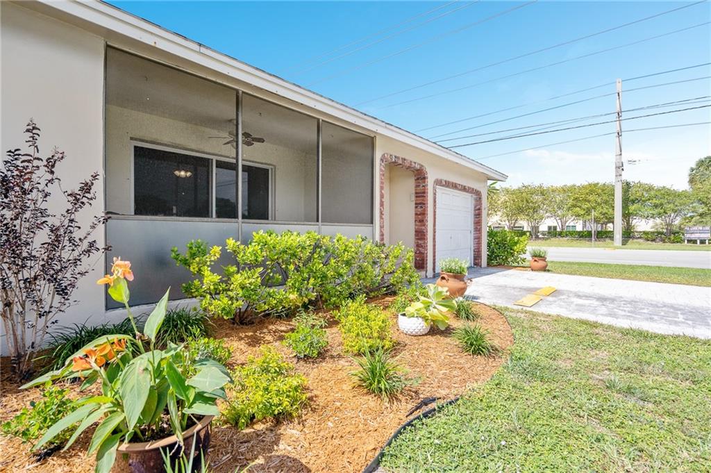 CRYSTAL LAKE 4TH SEC - Residential