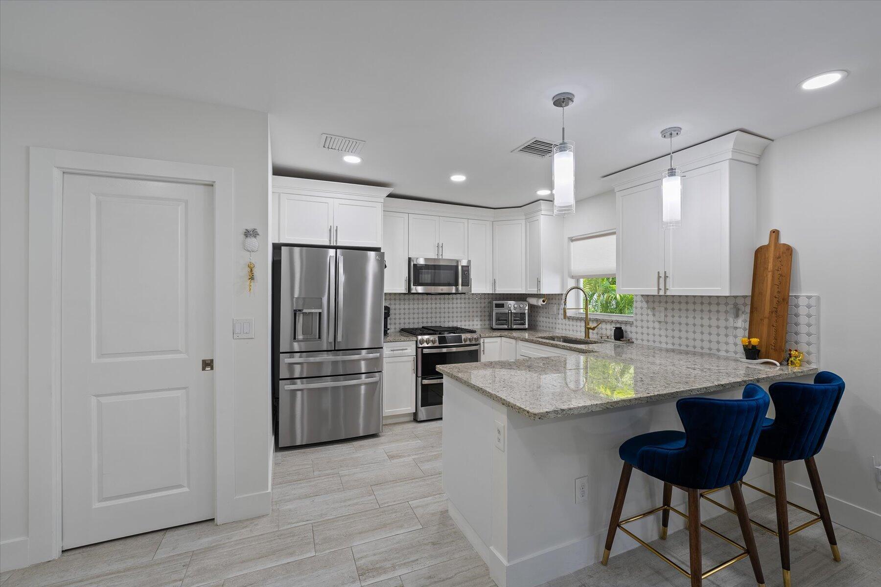 LAKEWOOD WEST - Residential