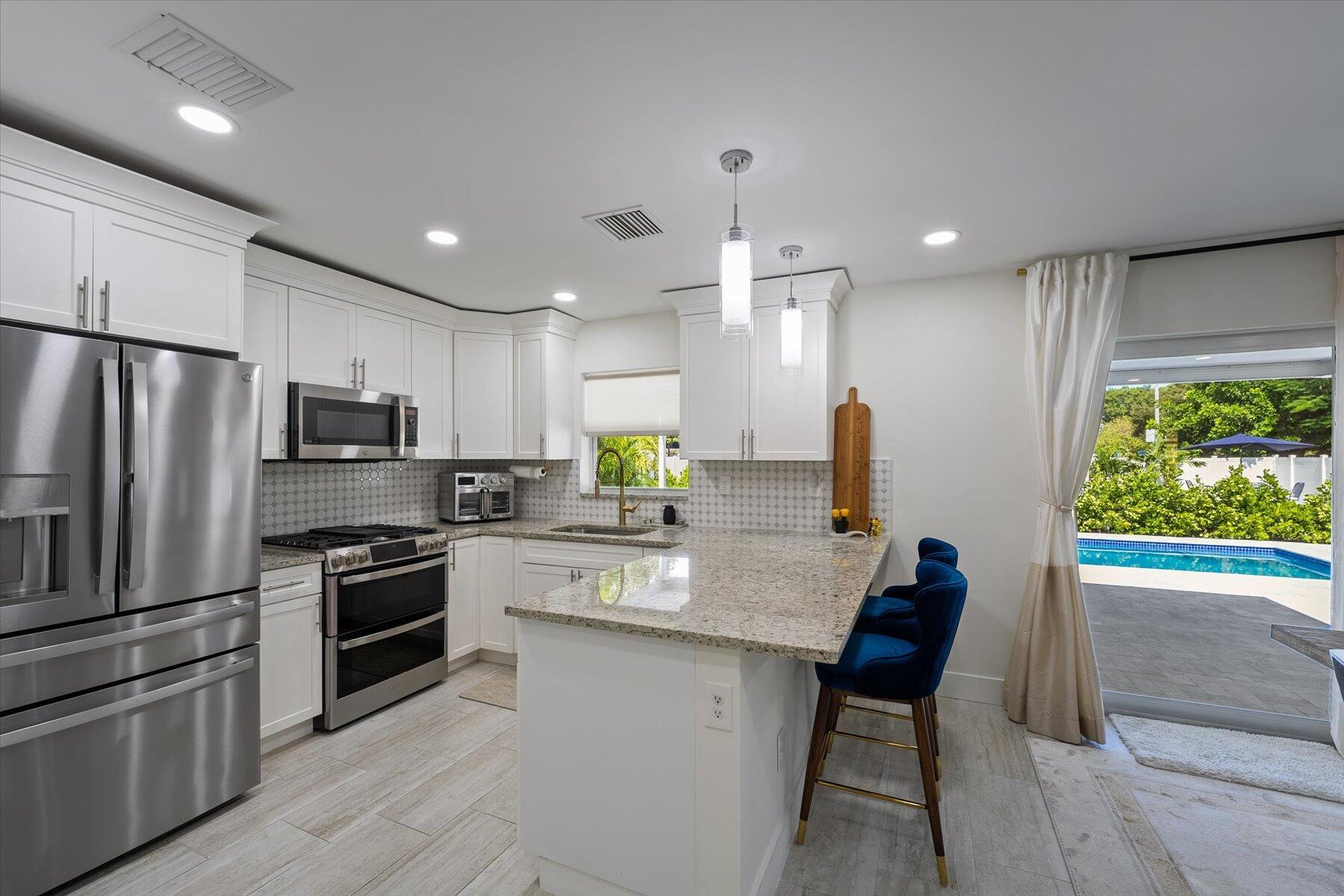 LAKEWOOD WEST - Residential