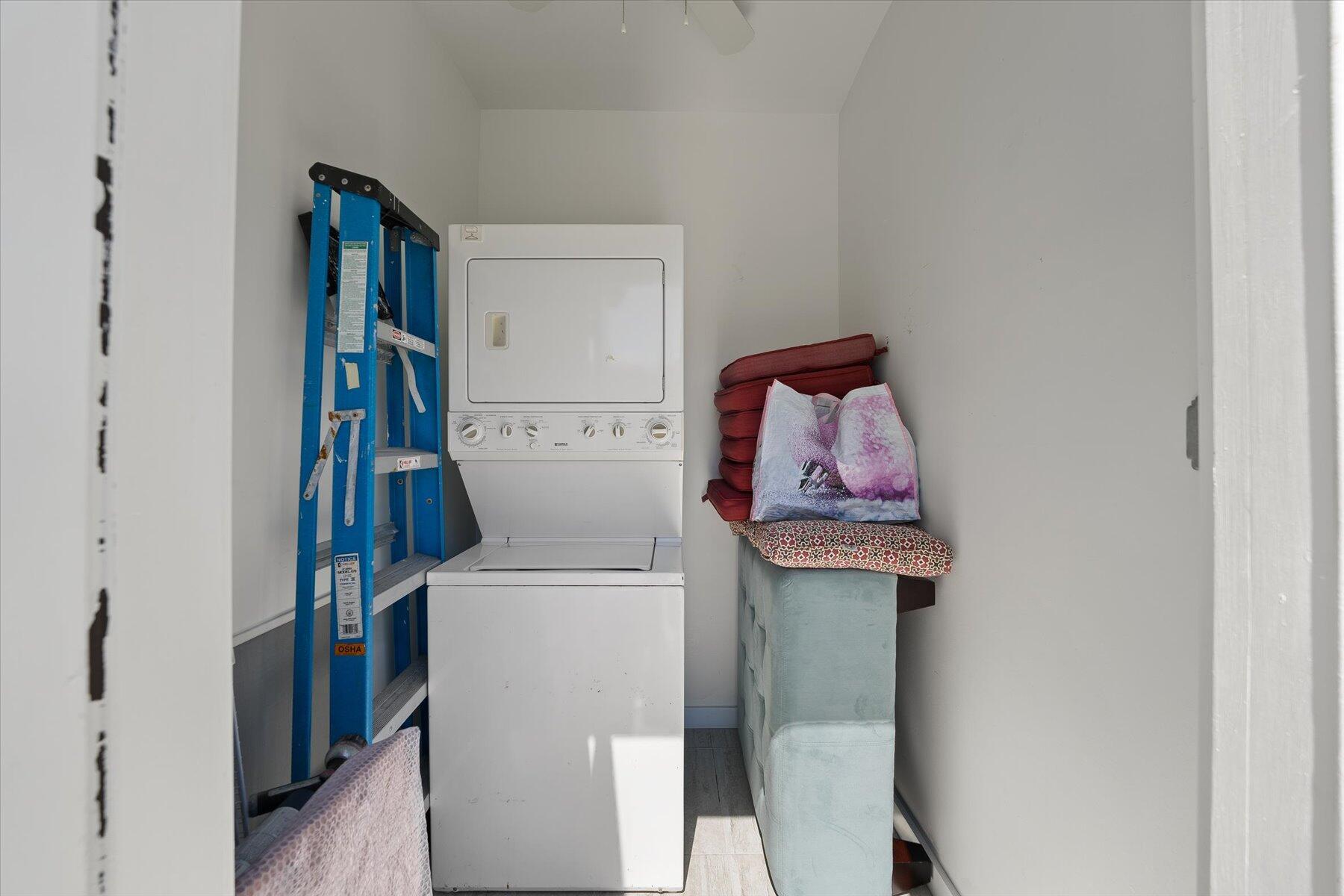 LAKEWOOD WEST - Residential