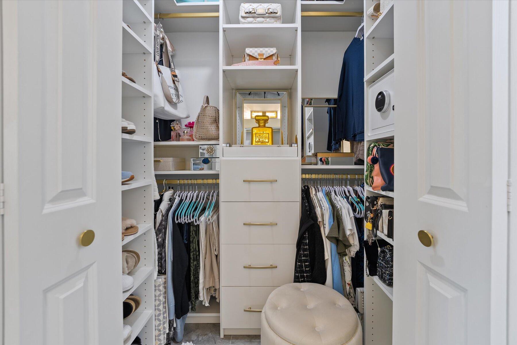 LAKEWOOD WEST - Residential