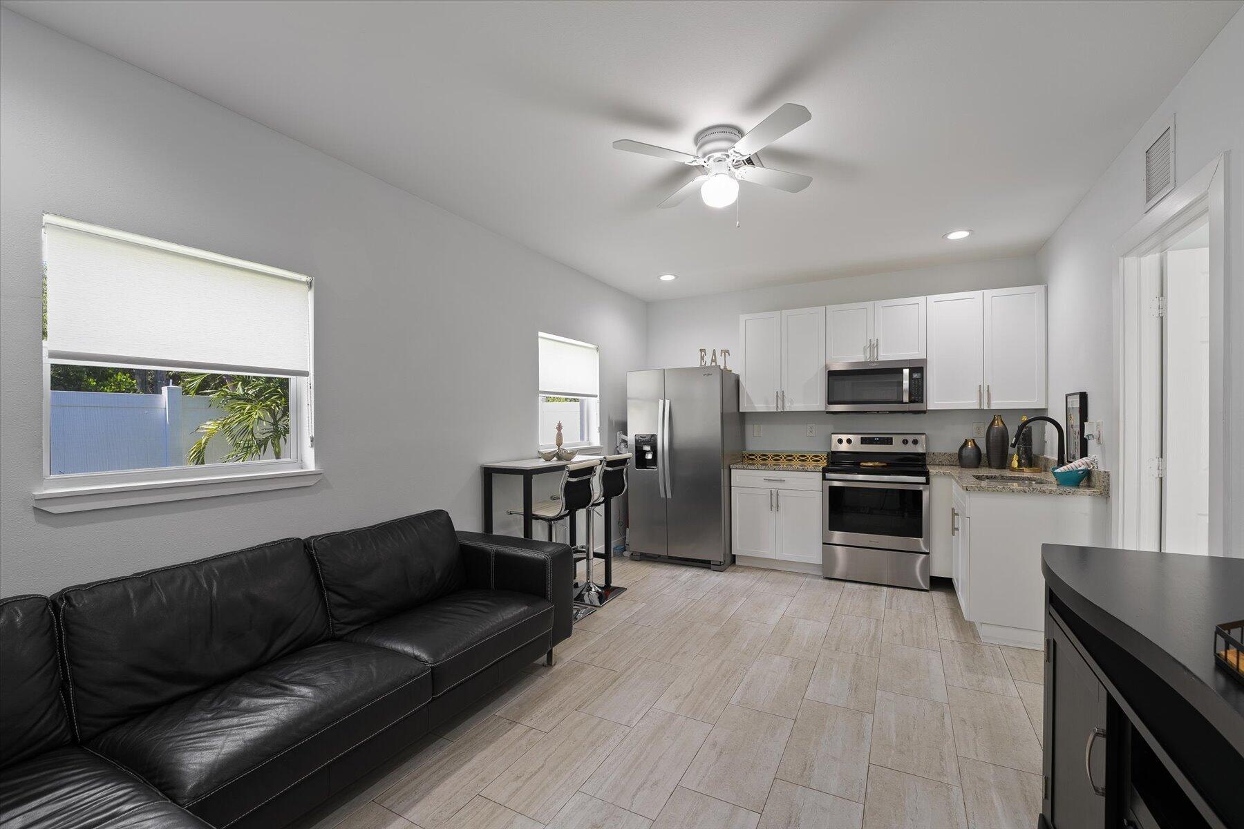 LAKEWOOD WEST - Residential