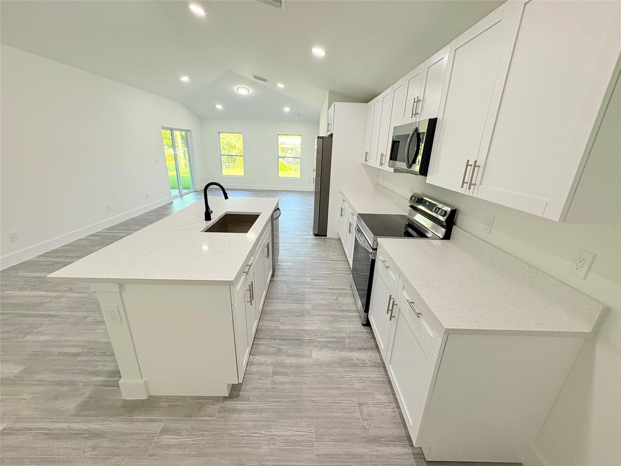 Basswood 04 - Residential