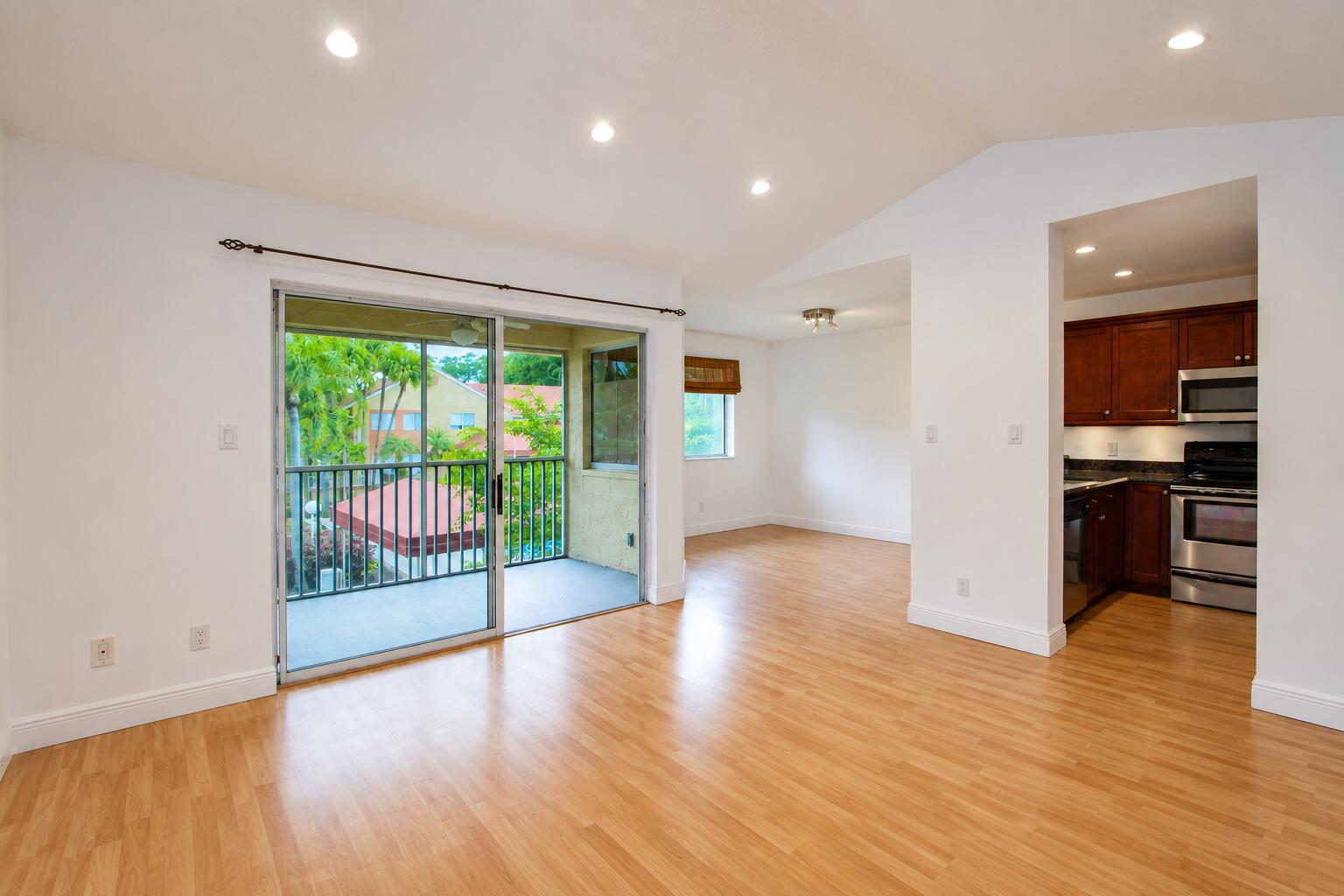 954 Coral Club Drive 954