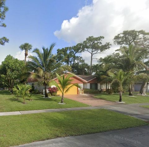 A home in Royal Palm Beach