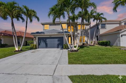 Photo of 7245 Chesapeake Circle, Boynton Beach, FL 33436 (MLS # B26021903)