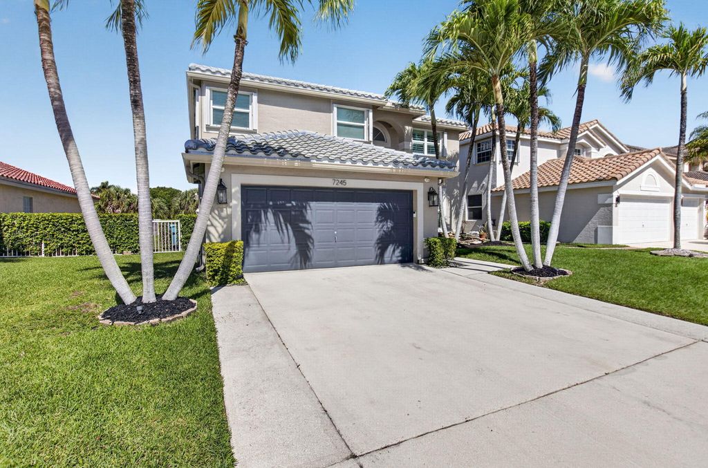 Photo of 7245 Chesapeake Circle, Boynton Beach, FL 33436 (MLS # B26021903)