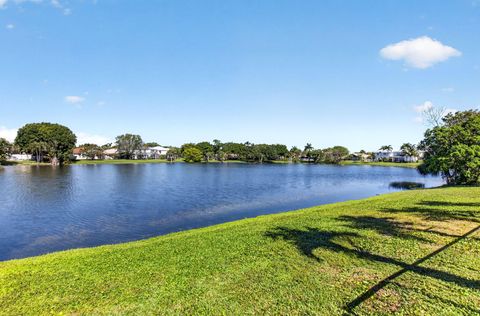 Tiny photo for 7245 Chesapeake Circle, Boynton Beach, FL 33436 (MLS # B26021903)
