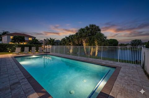 Tiny photo for 7245 Chesapeake Circle, Boynton Beach, FL 33436 (MLS # B26021903)