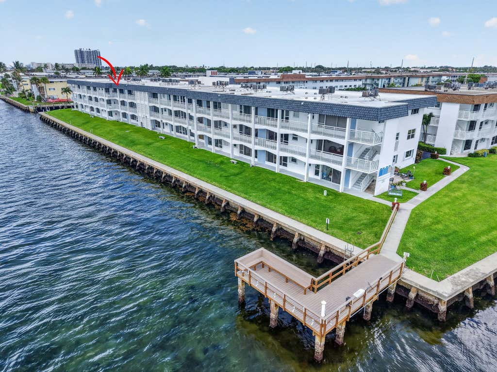 Photo of 100 SHORE Court #311, North Palm Beach, FL 33408 (MLS # B26062643)