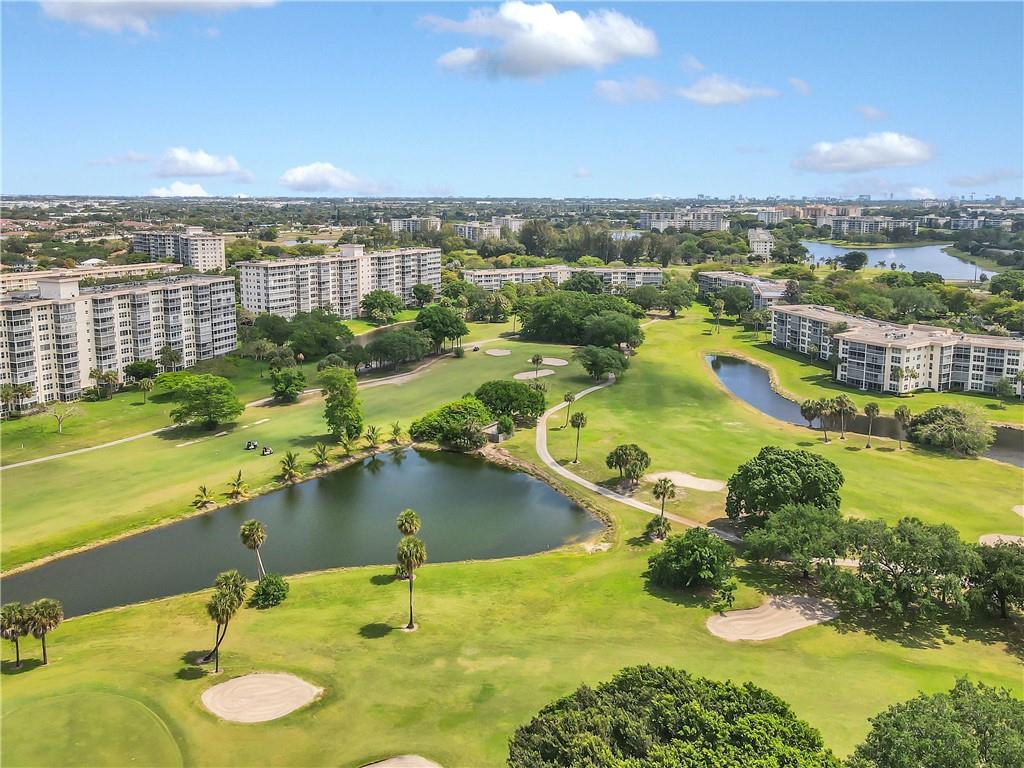 PALM AIRE - Residential