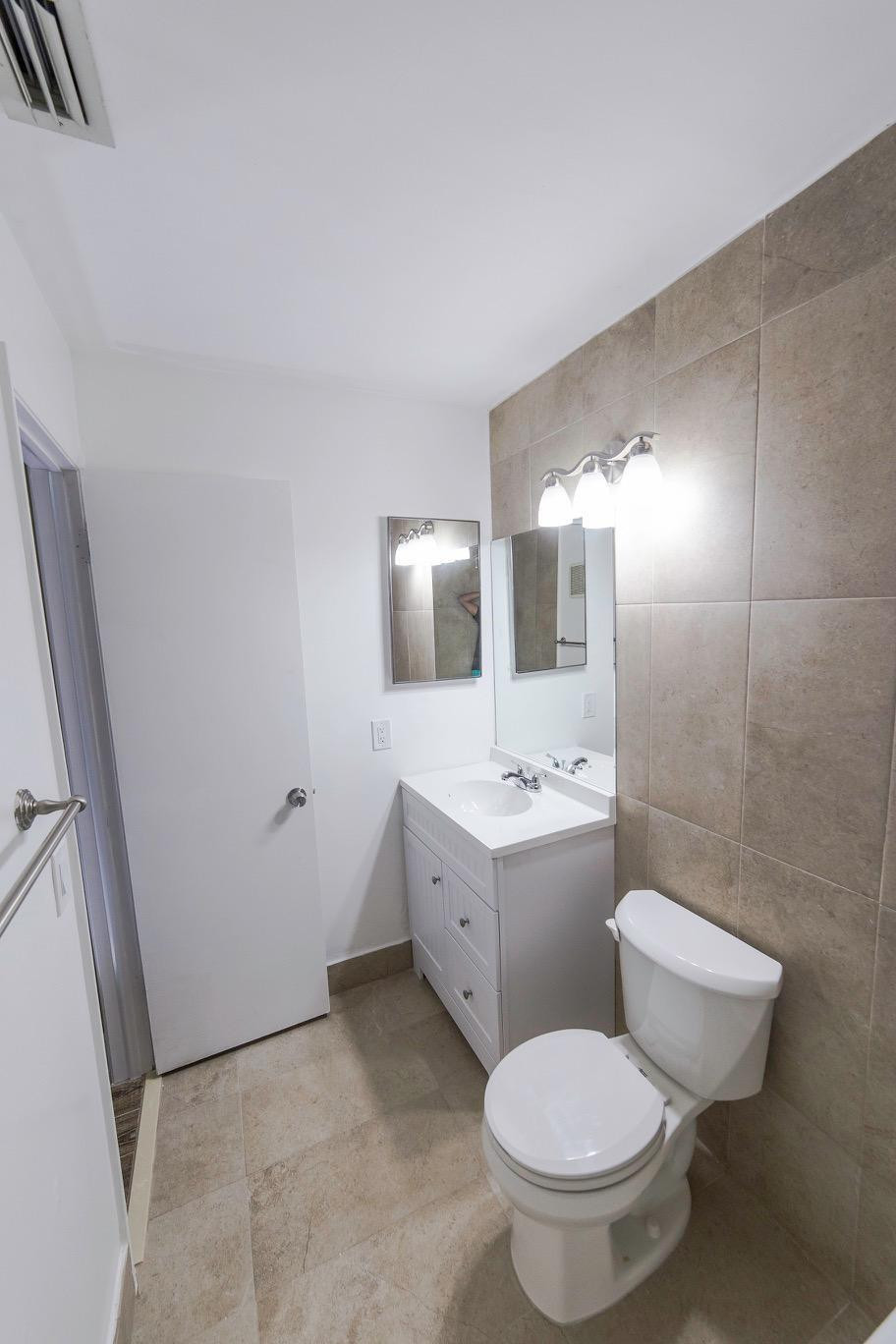 SAWGRASS ESTATES - Residential Lease